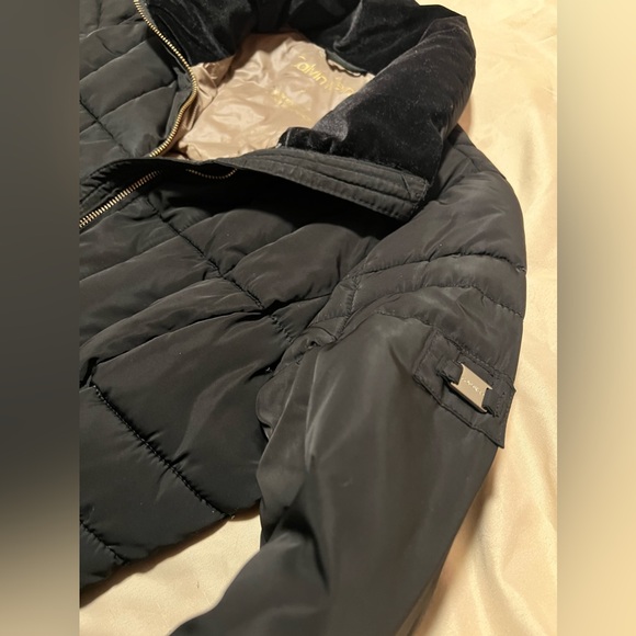Calvin Klein puffer jacket - Picture 5 of 8